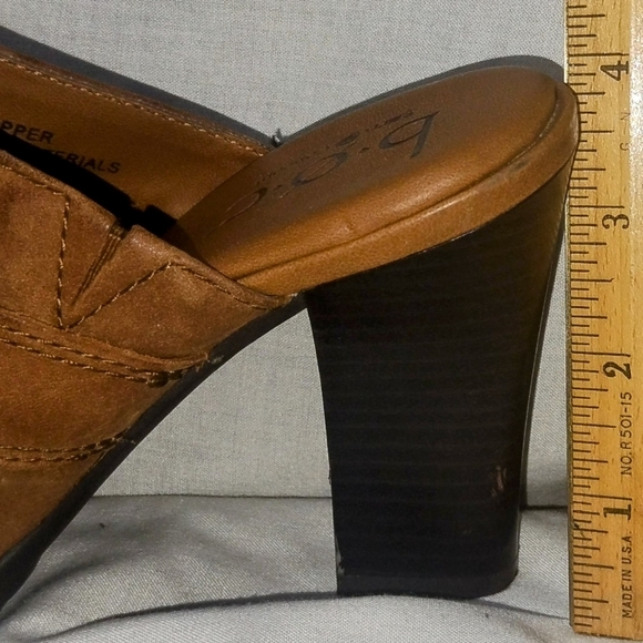 Boc Brown Concepts Brown Leather Buckle Accent High Heel Boot Shape Mules Size 6 - Picture 15 of 15
